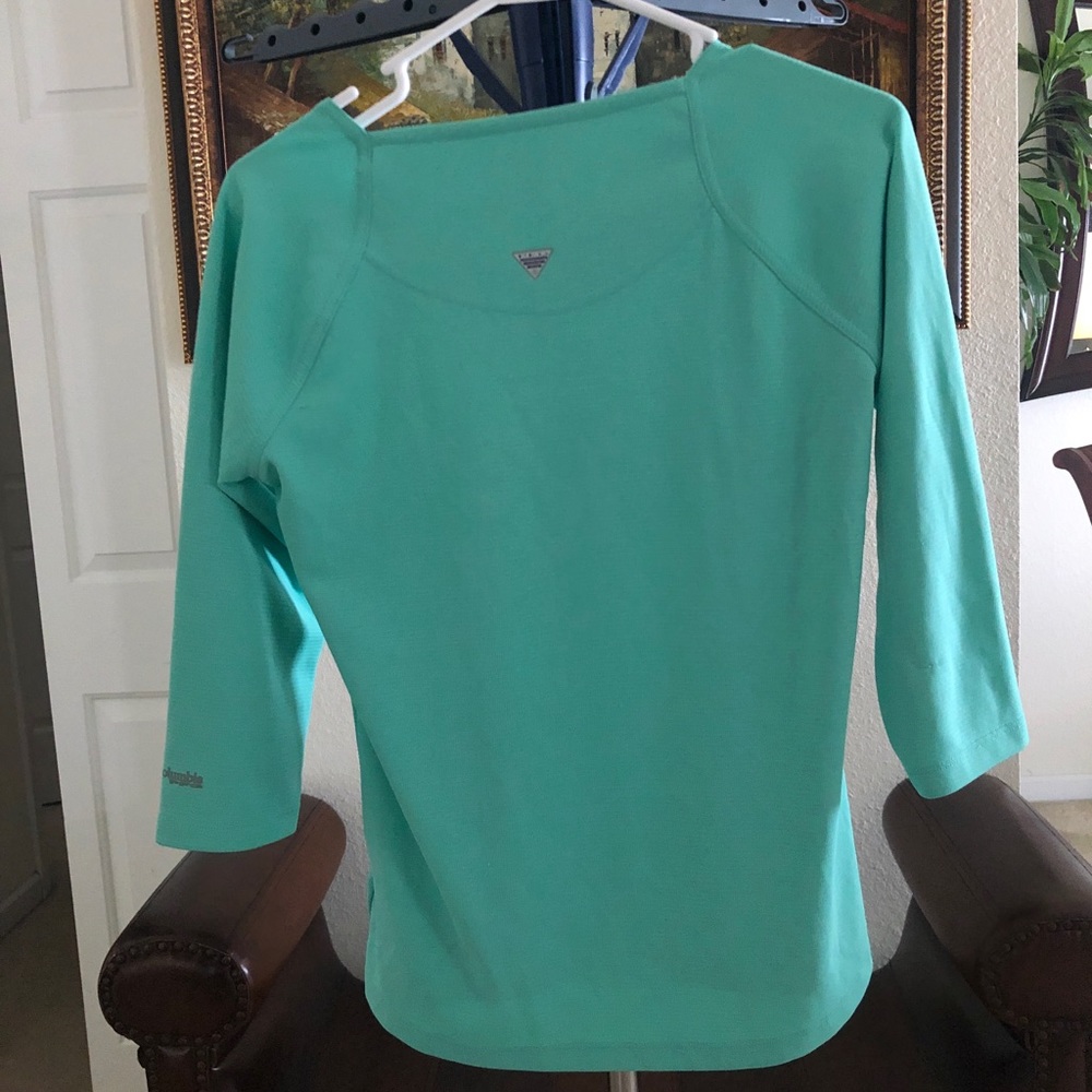 Women’s active wear top.